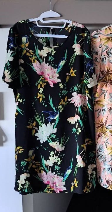 ONLY Zwarte Bloemenjurk Maat 40, Kleding | Dames, Jurken, Maat 38/40 (M), Only, Ophalen of Verzenden, Zo goed als nieuw