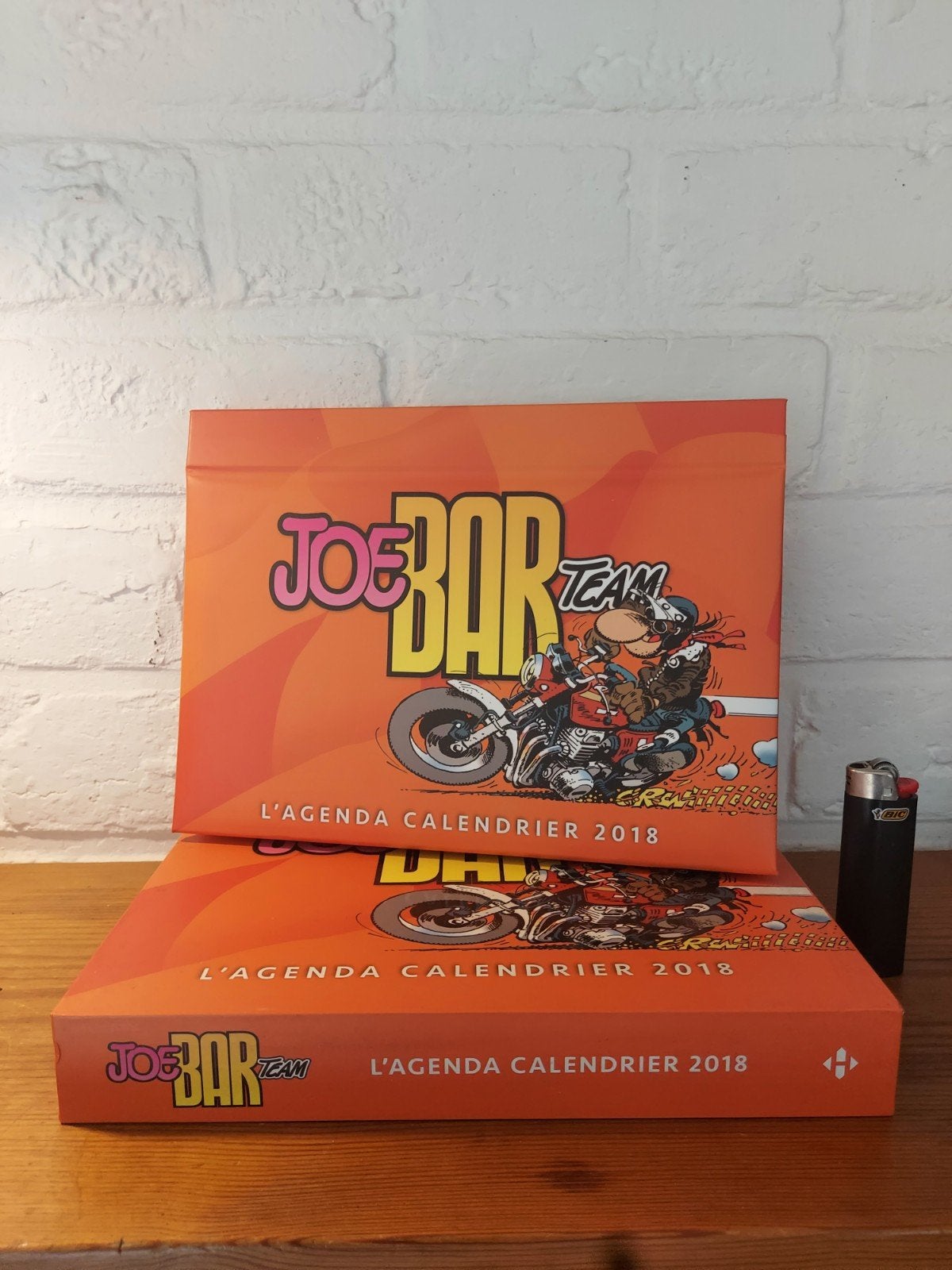 Agenda 2018 Joe Bar Team, Enlèvement