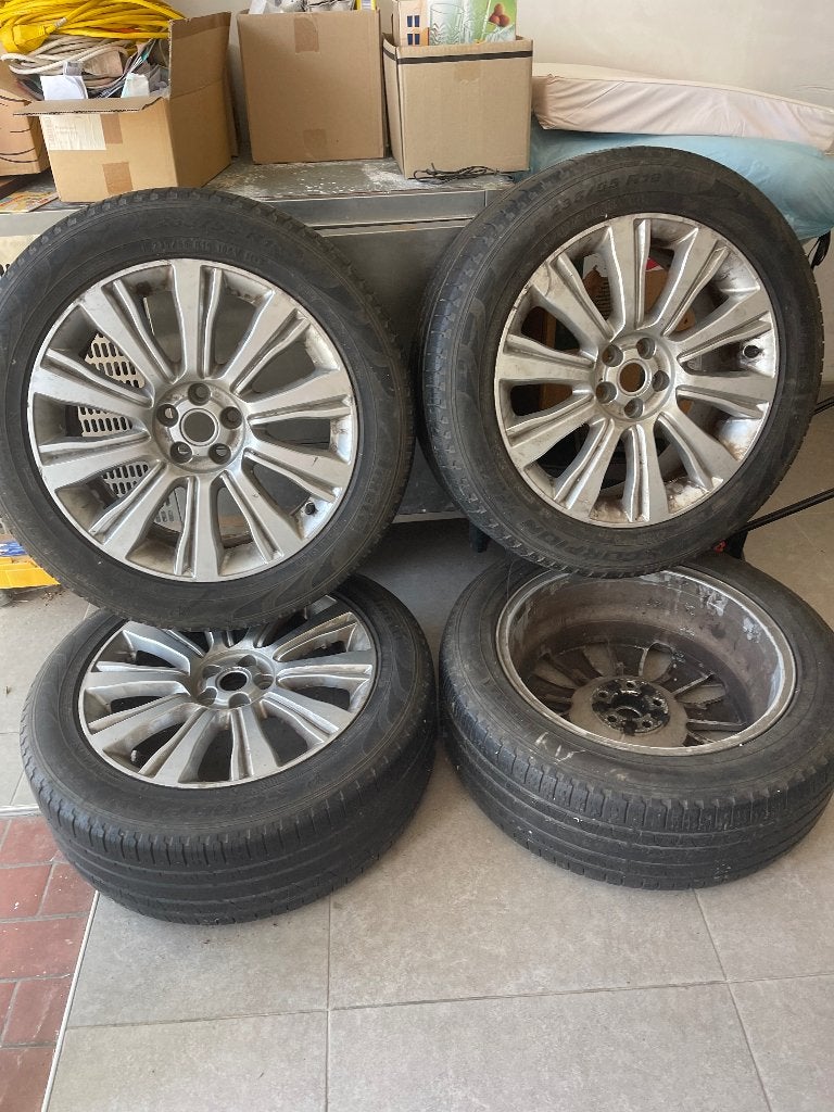 Pneus et jantes Pirelli 5 trous 235/55 19, Autos : Pièces & Accessoires, Pneus & Jantes, Pneus été, Pneu(s), Véhicule tout-terrain