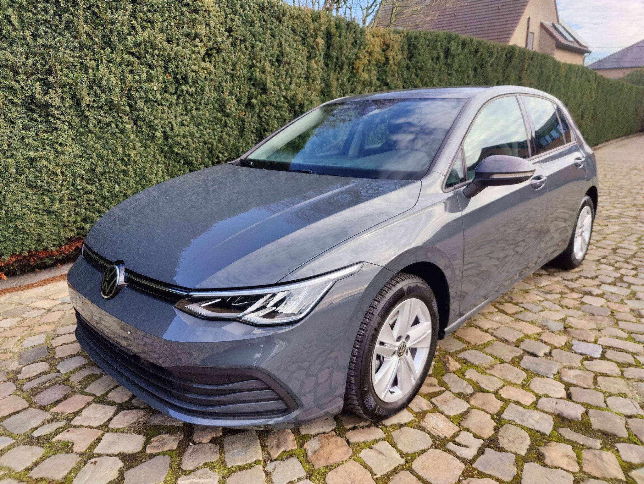 Volkswagen Golf Golf 1.0 eTSI Life Business OPF DSG *Camera*, Auto's, Volkswagen, 1304 kg, Stof, Gebruikt, https://public.car-pass.be/vhr/65a6d13f-0196-419e-9512-4b60e5bd6cb5