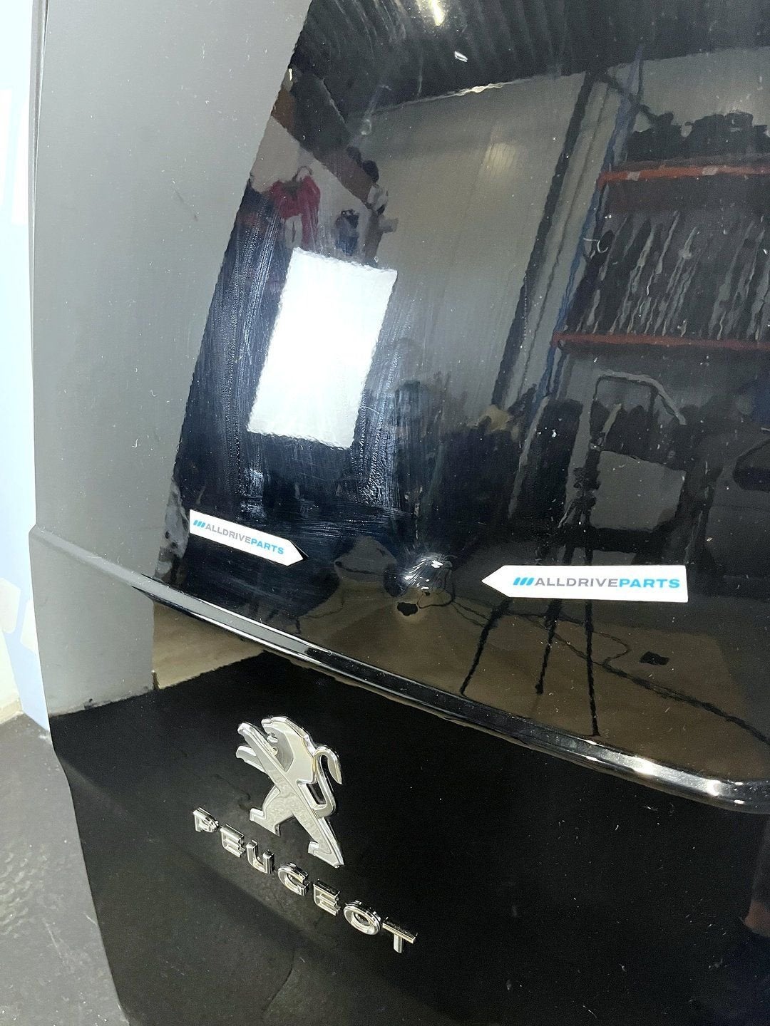 Porte arrière droite Peugeot Expert fermée noire EXY 9811894, Arrière, -, Haillon arrière, Utilisé