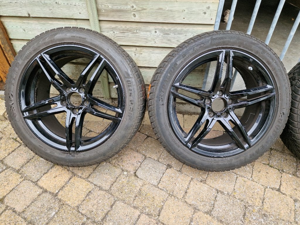 Autovelgen met winterbanden Goodyear, Auto-onderdelen, Ophalen, 18 inch, Banden en Velgen, Winterbanden
