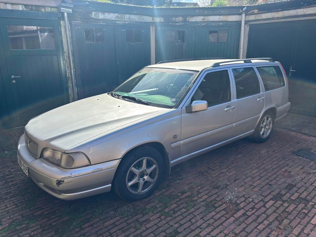 Volvo V70 2.5 tdi – Première main, Auto's, Volvo, Particulier, V70, ABS, Airbags, Airconditioning, Alarm, Centrale vergrendeling