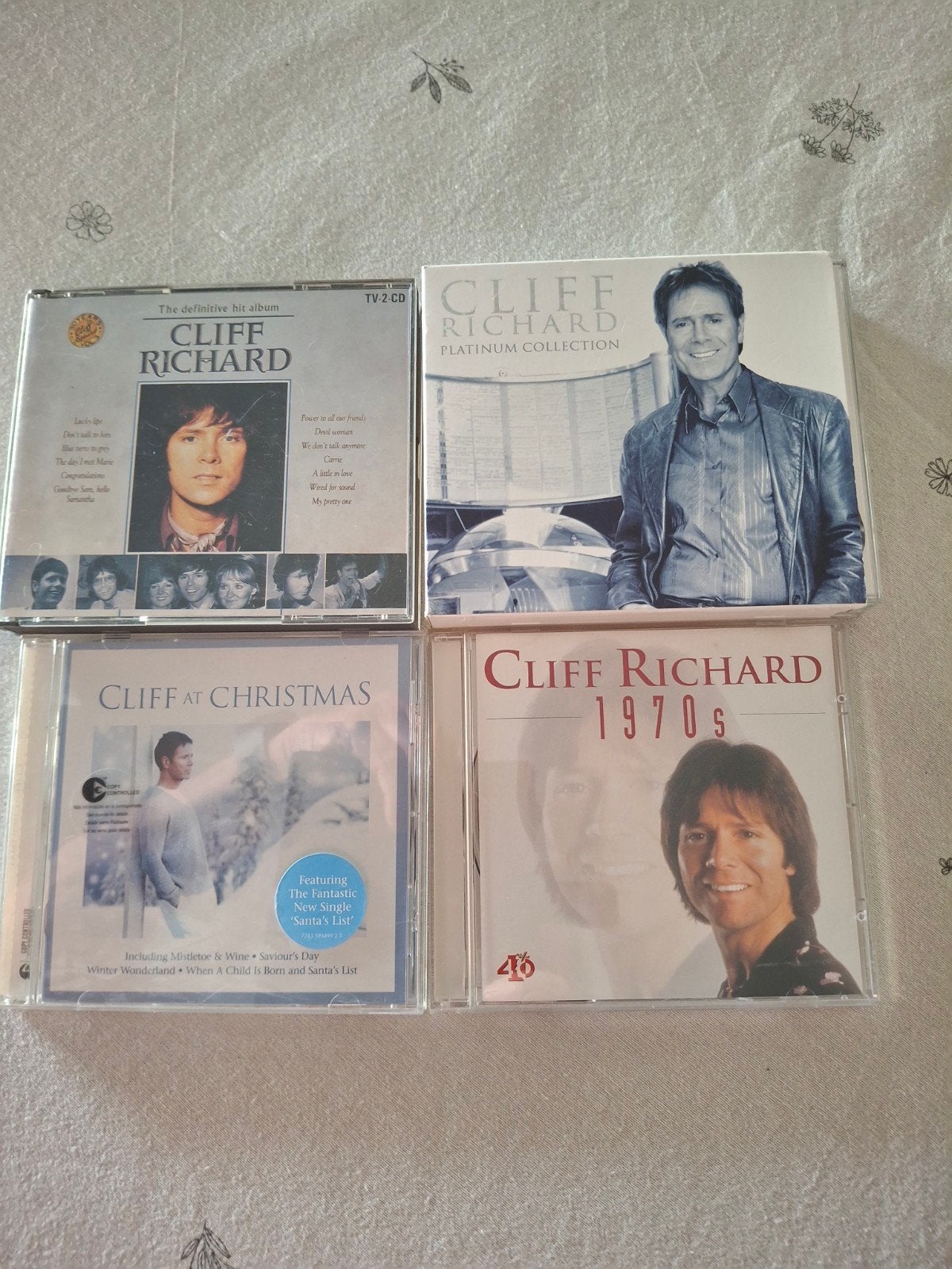 Cds cliff richard 1 euro per cd, Ophalen of Verzenden