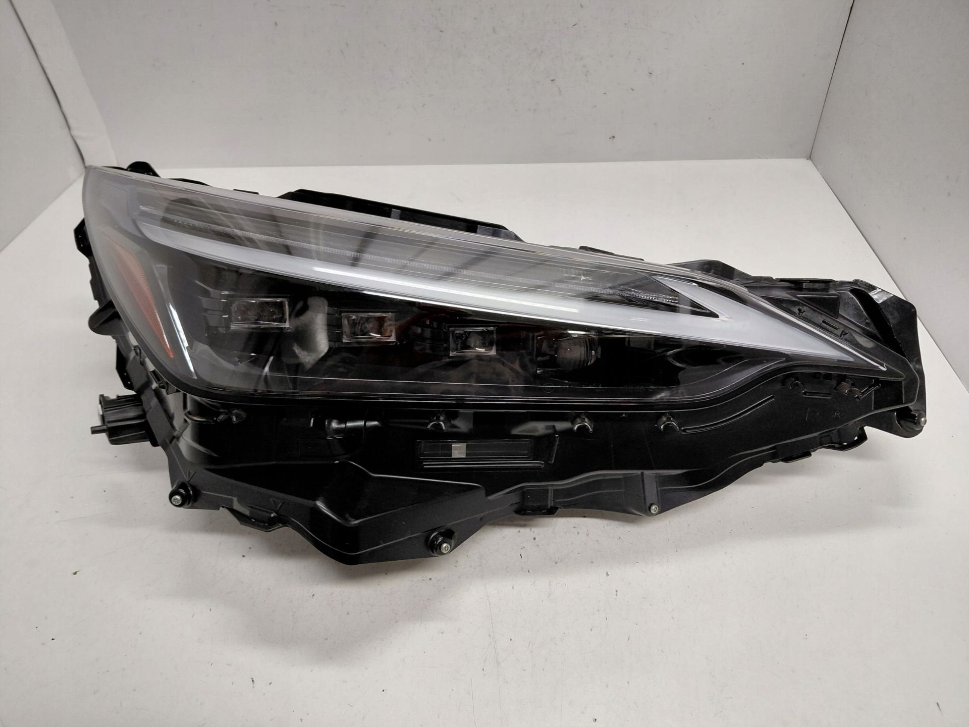 Lexus NX II Koplamp Rechts NX, Info@toyota.co.jp, Gebruikt, Toyota Motor Corporation, Lexus
