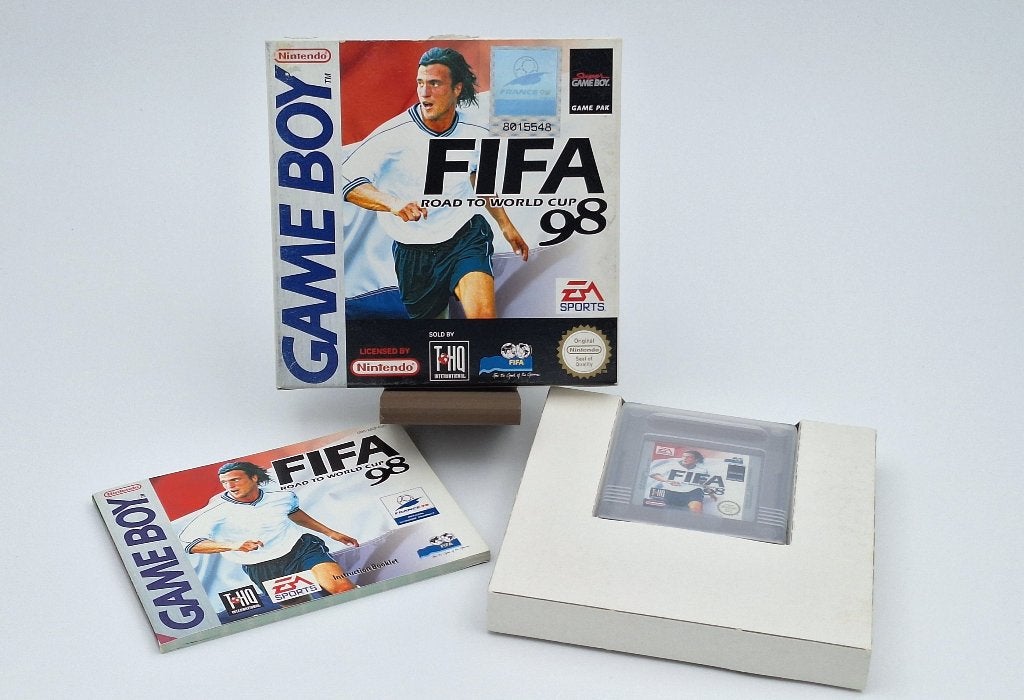 FIFA 98 Nintendo Game Boy EA Sports PAL CIB Original, 1 joueur, Comme neuf, À partir de 3 ans, Sport