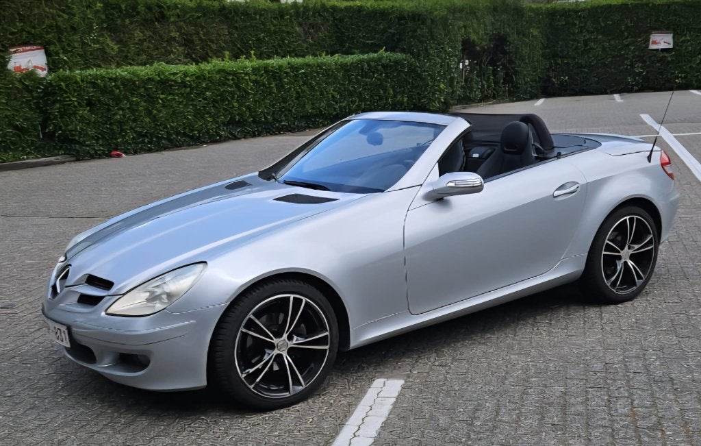 SLK200 KOMPRESSOR Aut. Airscarf,airco,leer,navi,, Dealer onderhouden, Achterwielaandrijving, 4 cilinders, Cabriolet