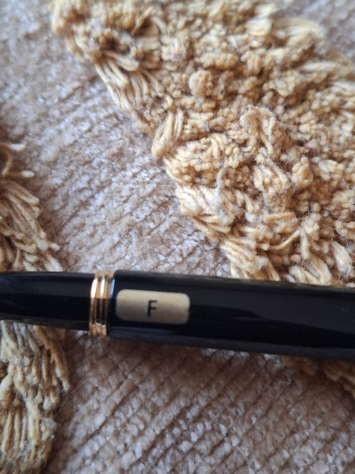 Stylo plume mont-blanc, Enlèvement