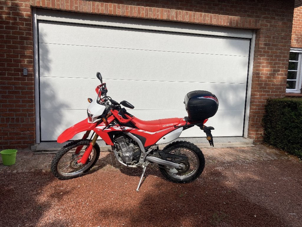 HONDA CRF 250 LA, Motos, Motos | Honda, Occasion, Particulier, 4 cylindres, 12 à 35 kW