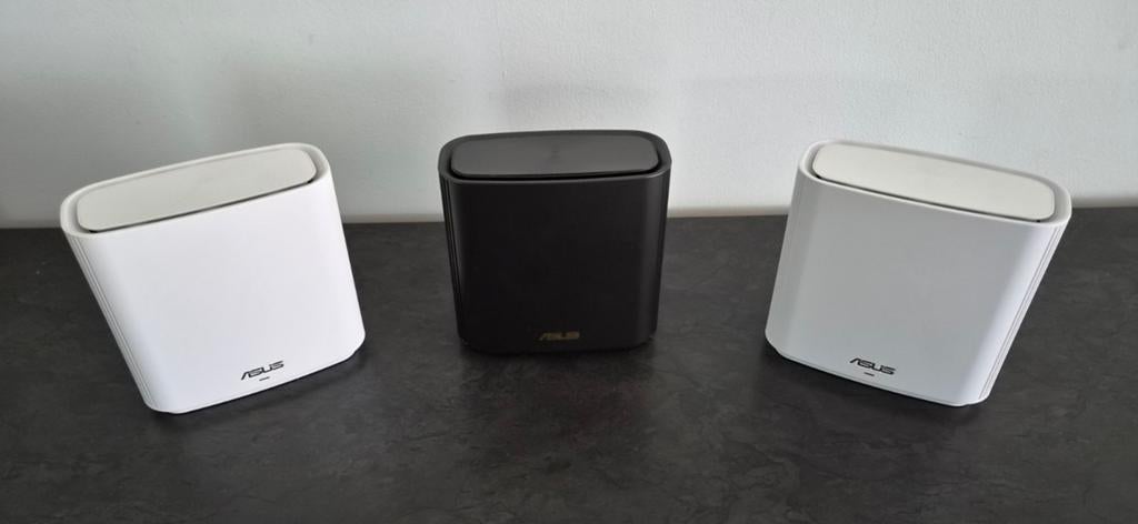 Asus ZenWifi AX (XT8) - 3 units, Informatique & Logiciels, Enlèvement ou Envoi, Utilisé, Routeur, Asus