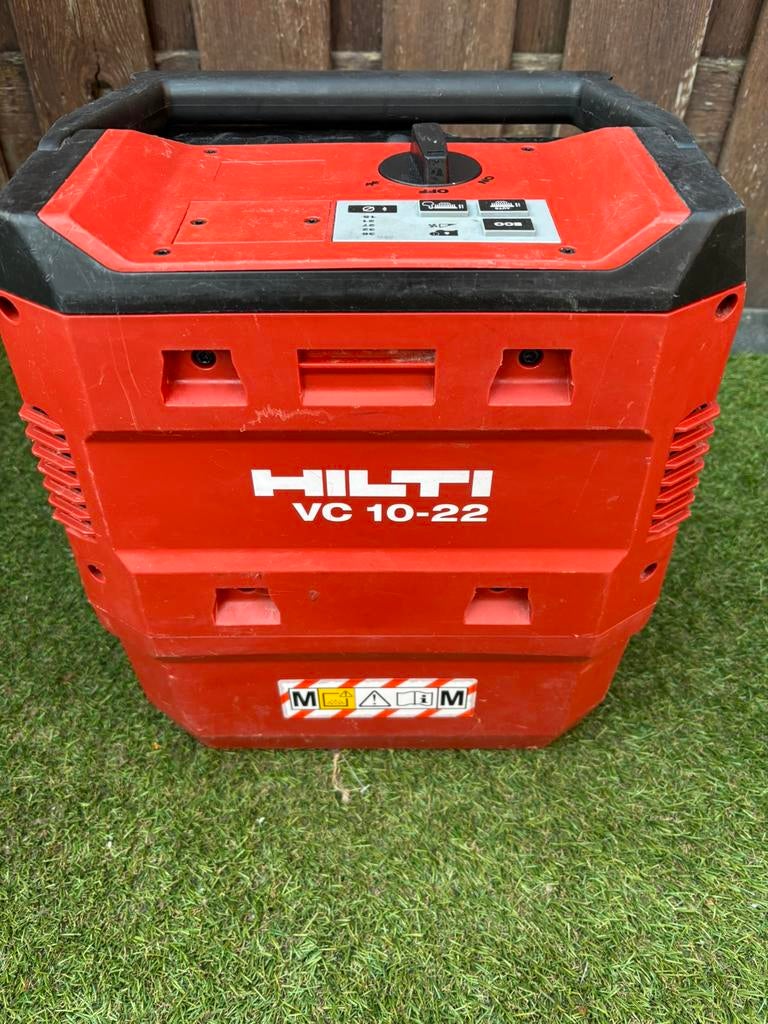 Hilti stofzuiger 22V, Ophalen, Zo goed als nieuw