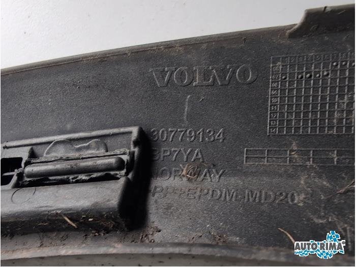 Wielrand voor van een Volvo C30, Gebruikt, -, -, Ophalen of Verzenden