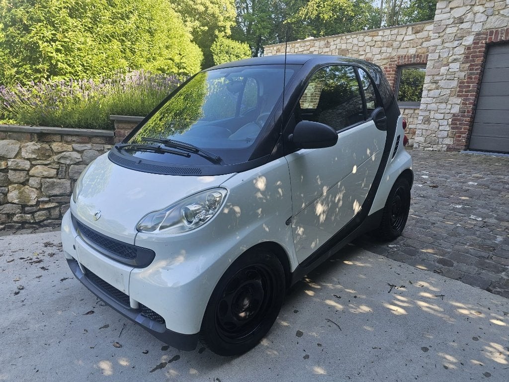 smart fortwo, Autos, Smart, Entreprise, ForTwo, Essence, Euro 5, Coupé, 2 portes, Automatique, Blanc, Gris, Tissu, Enlèvement