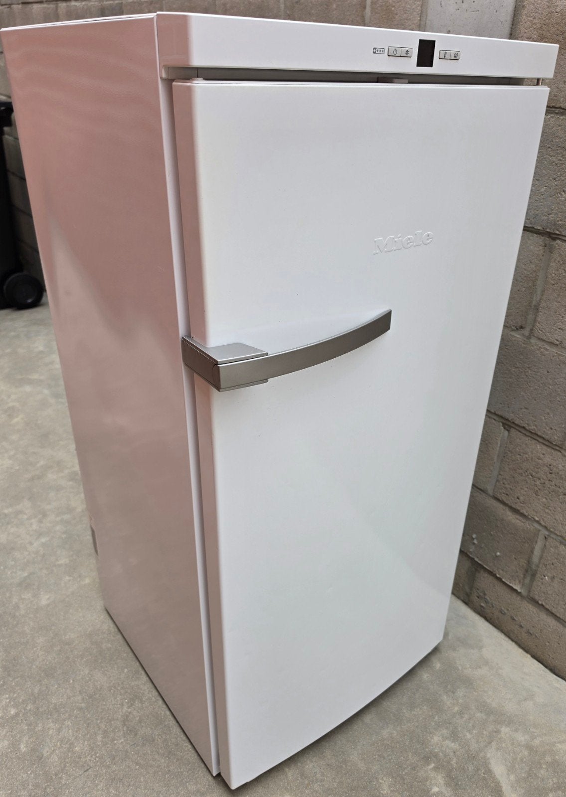 Miele no-frost diepvries 125cm hoog, Elektronische apparatuur, Vriezers en Diepvrieskisten, Ophalen of Verzenden, Zo goed als nieuw