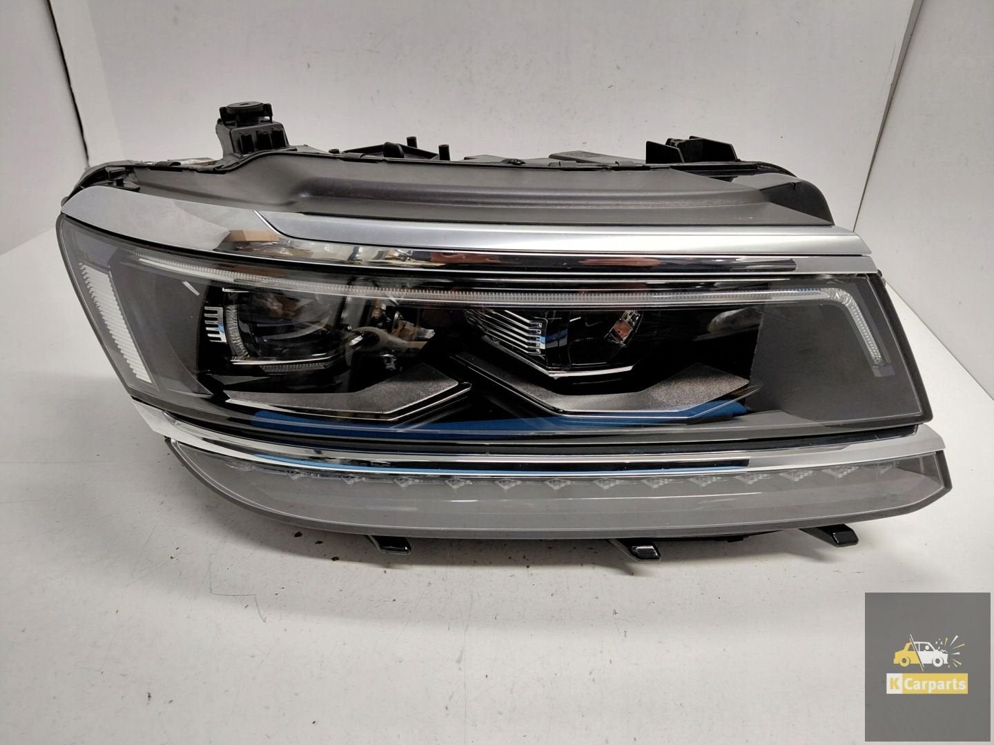 5NB941082D, Phare avant droit LED complet pour VW Tiguan II, Volkswagen, Volkswagen AG, Vw@volkswagen.de, Utilisé