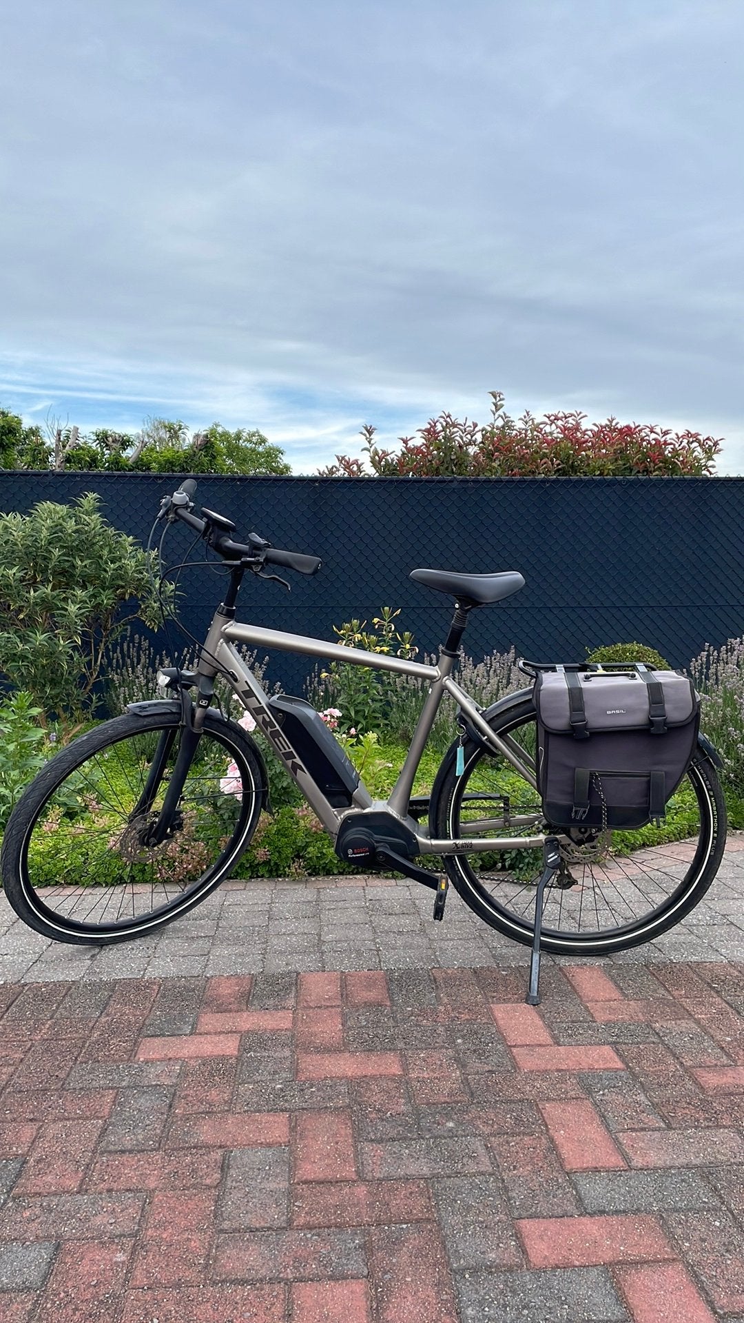 Trek elektrische herenfiets, Fietsen en Brommers, Elektrische fietsen, Ophalen, Zo goed als nieuw