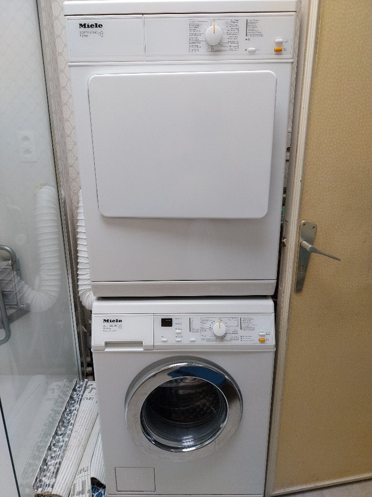 Miele wasmachine en droogkast softtronic, 1200 à 1600 tours, Classe énergétique A ou plus économe, 85 à 90 cm, 4 à 6 kg