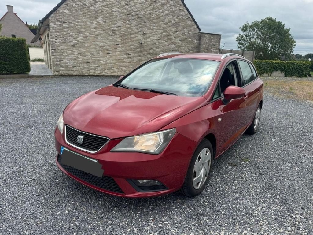 Seat Ibiza 1.4i essence euro5 model 2013 1pro urgent, Euro 5, Achat, Carnet d'entretien, Ibiza