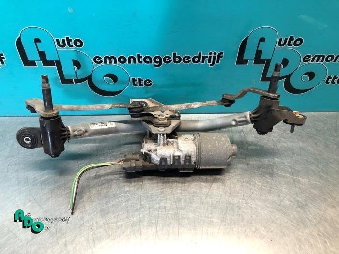 Moteur + mécanique essuie-glace d'un Renault Twingo (Twingo, Renault, -, 3 mois de garantie, Utilisé