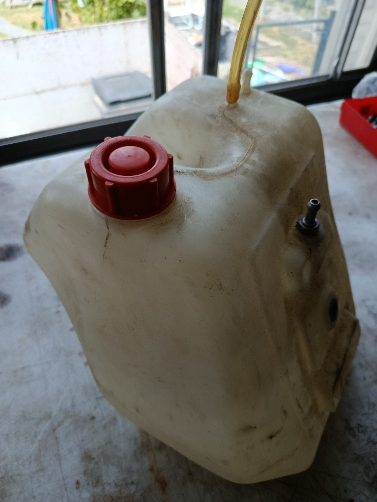 Réservoir de gaz, Enlèvement