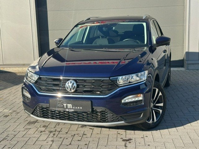 Volkswagen T-Roc benzine camera, Autos, https://public.car-pass.be/vhr/82000617-9393-4e02-a003-d0cc557c50b1, Achat, Entreprise