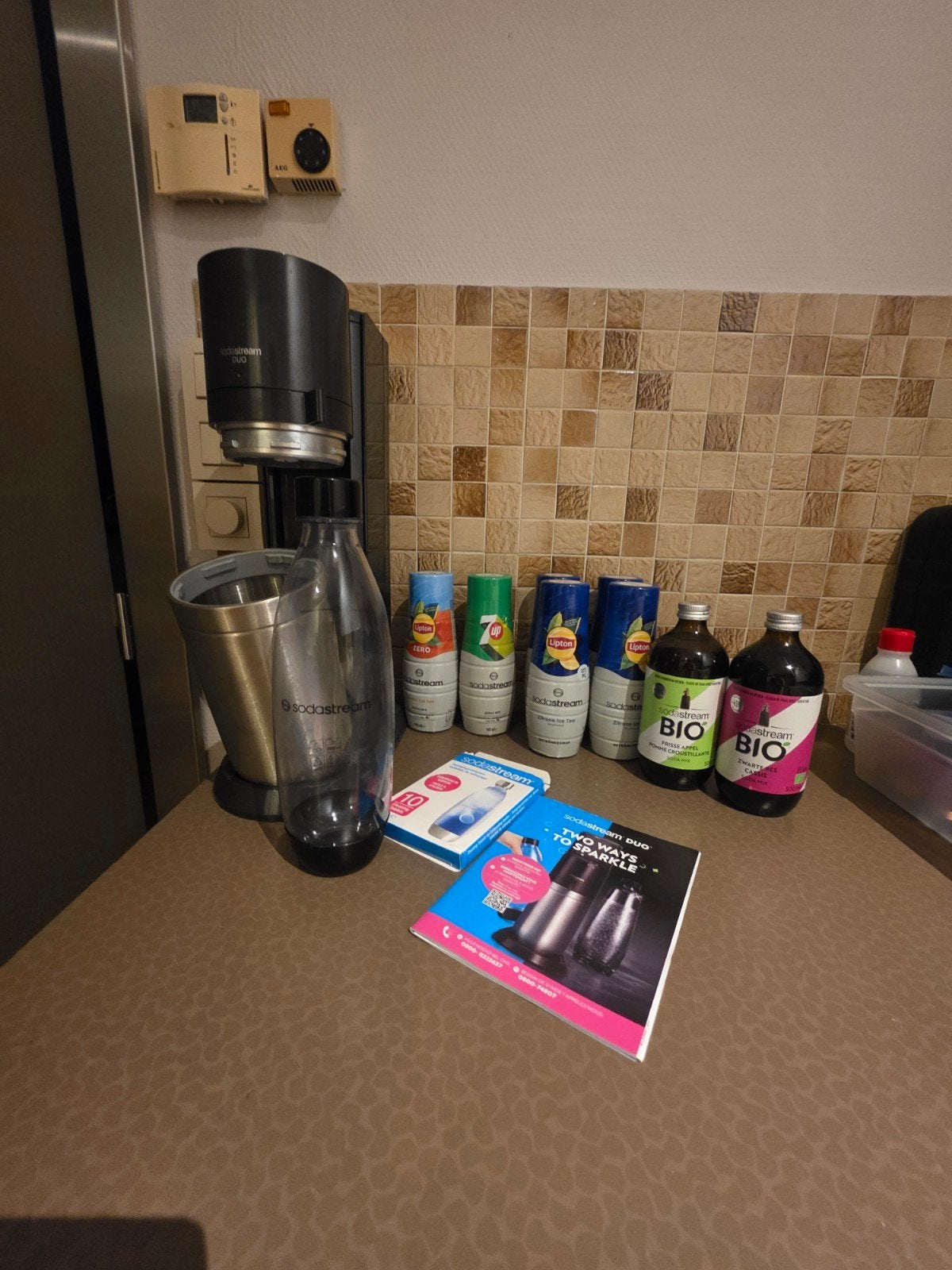 soda stream duo met verschillende smaakjes, Elektronische apparatuur, Bruiswatermachines, Ophalen, Gebruikt