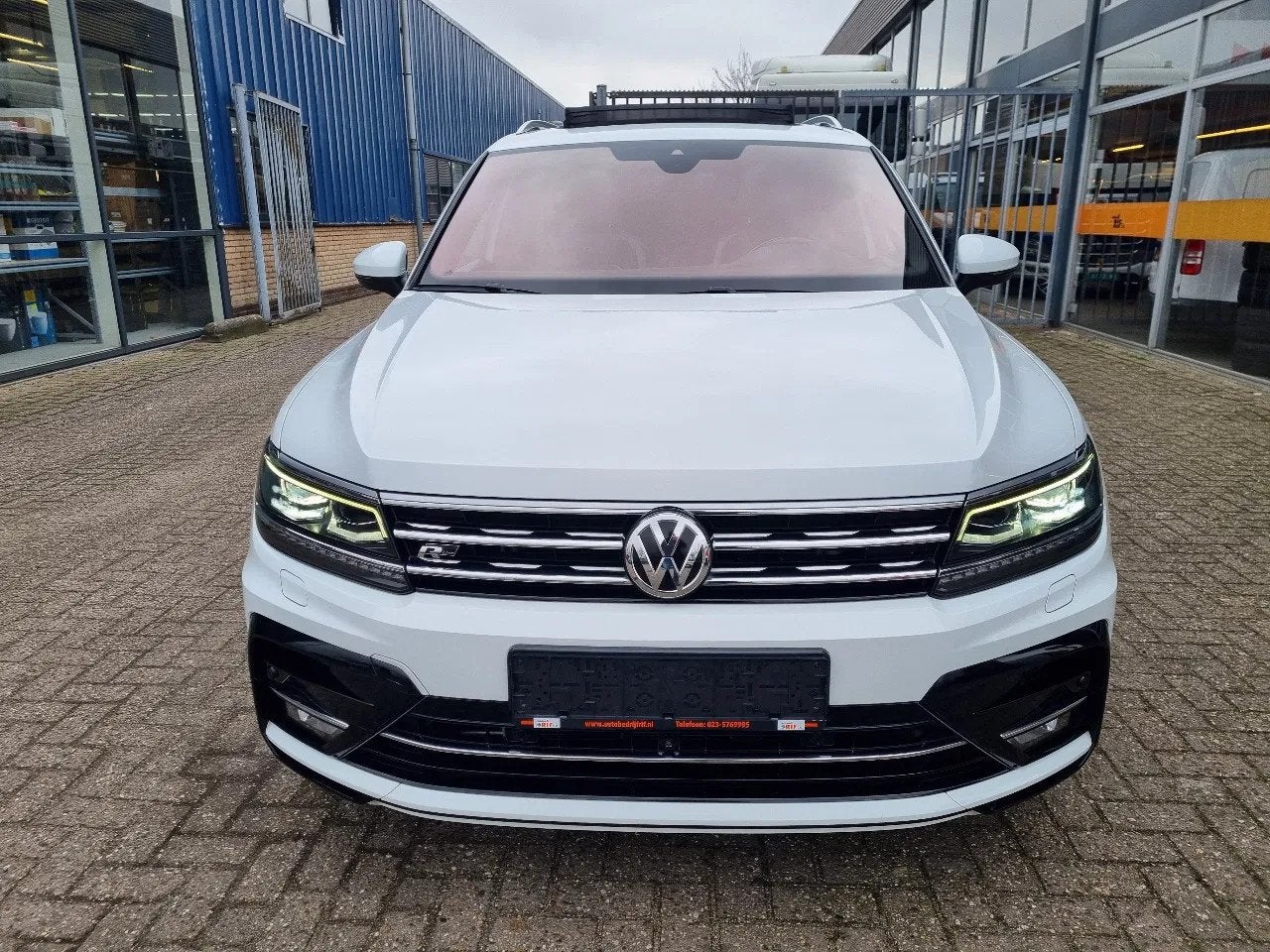 Volkswagen Tiguan Allspace R-Line 7 Zits 2.0 benzine 4Motion, Automaat, Dealer onderhouden, Gebruikt, 4 cilinders