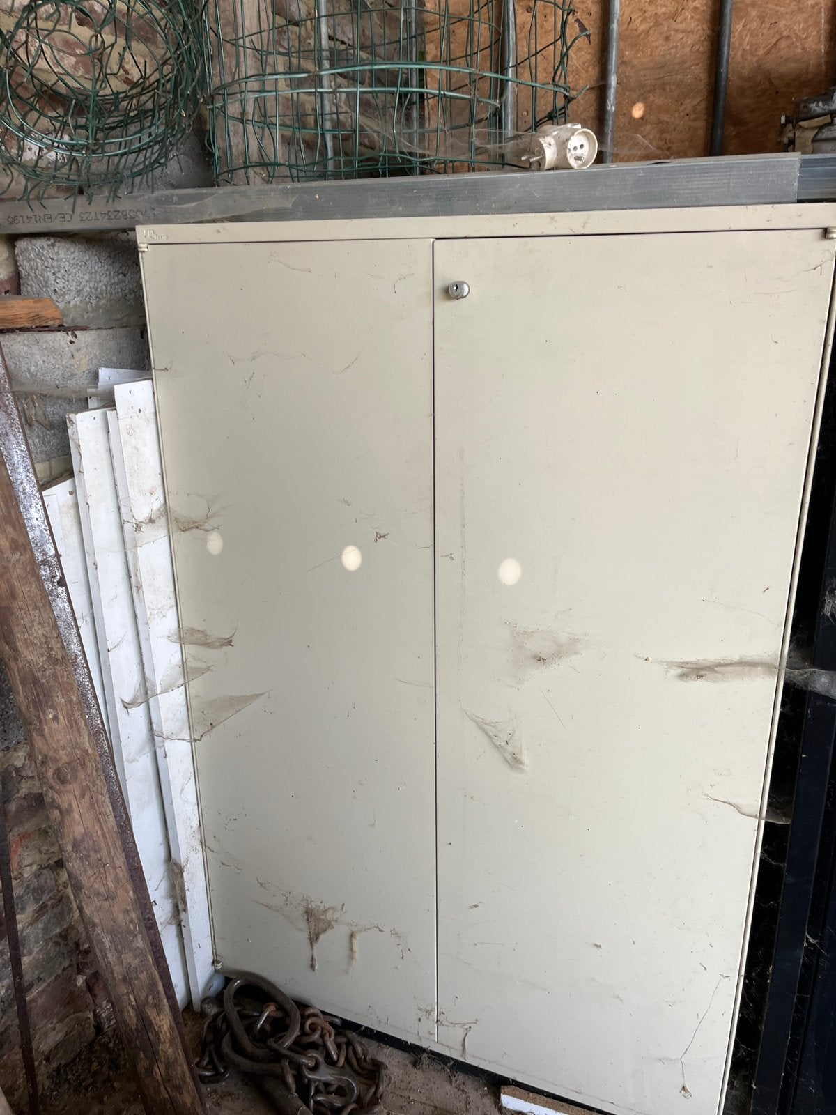 Beige locker, Huis en Inrichting, Kasten | Lockerkasten, Ophalen of Verzenden, Zo goed als nieuw