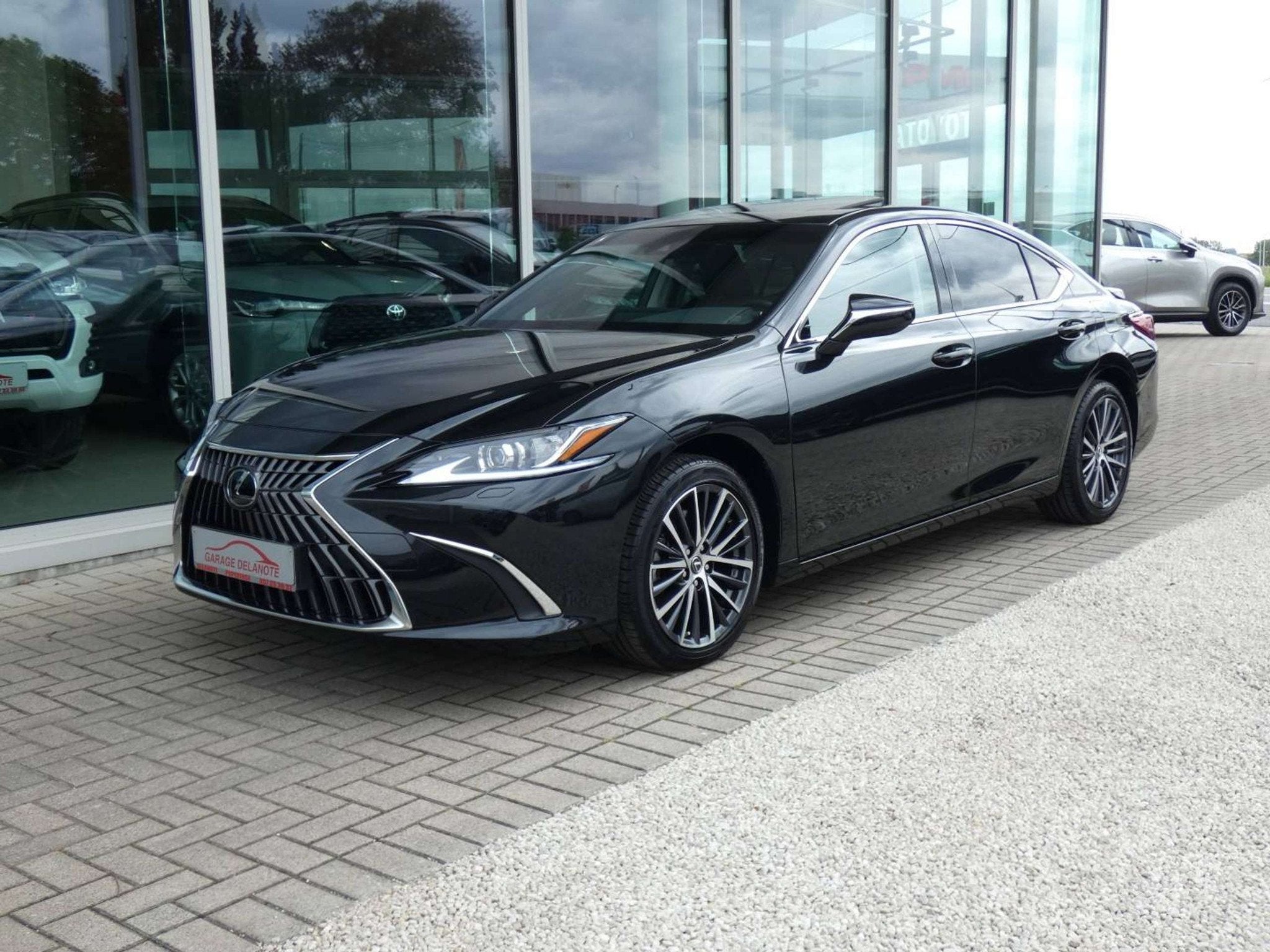 Lexus ES 300 Hybrid Explore line +Open dak +LEDER +Zetelverw, Auto's, Lexus, 4 deurs, Gebruikt, Zwart, 4 cilinders