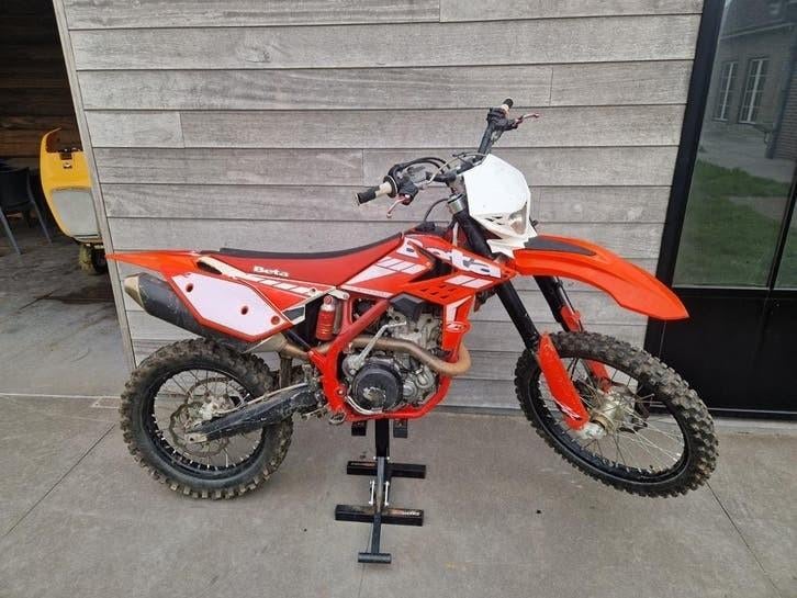 Beta RR 390 2015, Ophalen