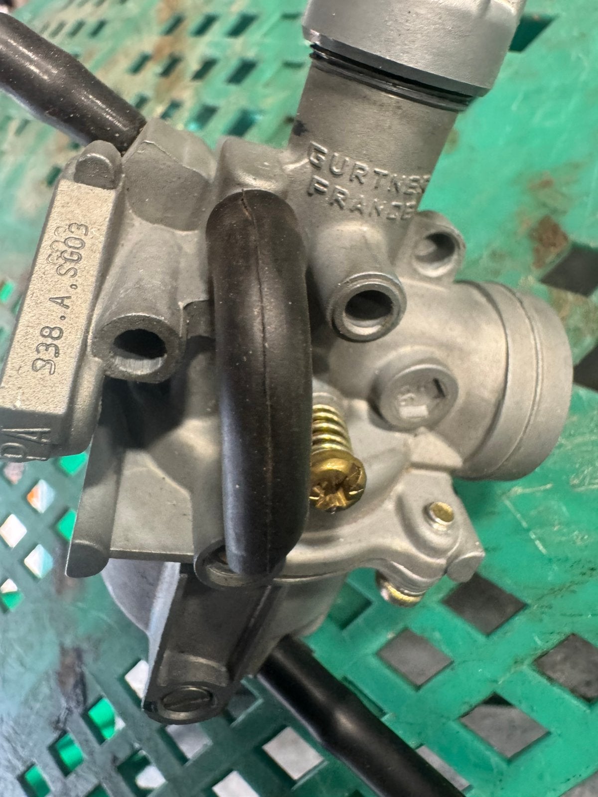 Nos carburateur hond Peugeot fox?, Ophalen of Verzenden, Carburateur