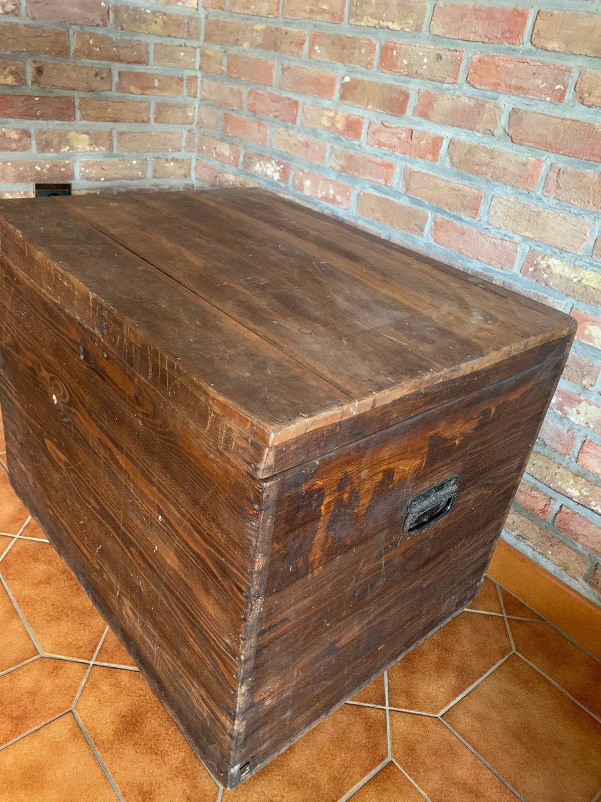 Ancienne boîte à couvertures en bois massif/table basse, Enlèvement, Comme neuf