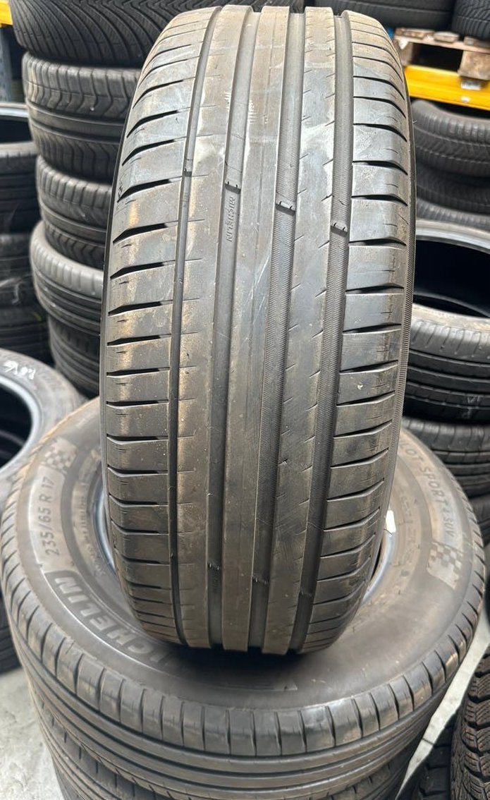 2356517 235/65/17 235/66R17 zomerbanden merk Michelin, Ophalen