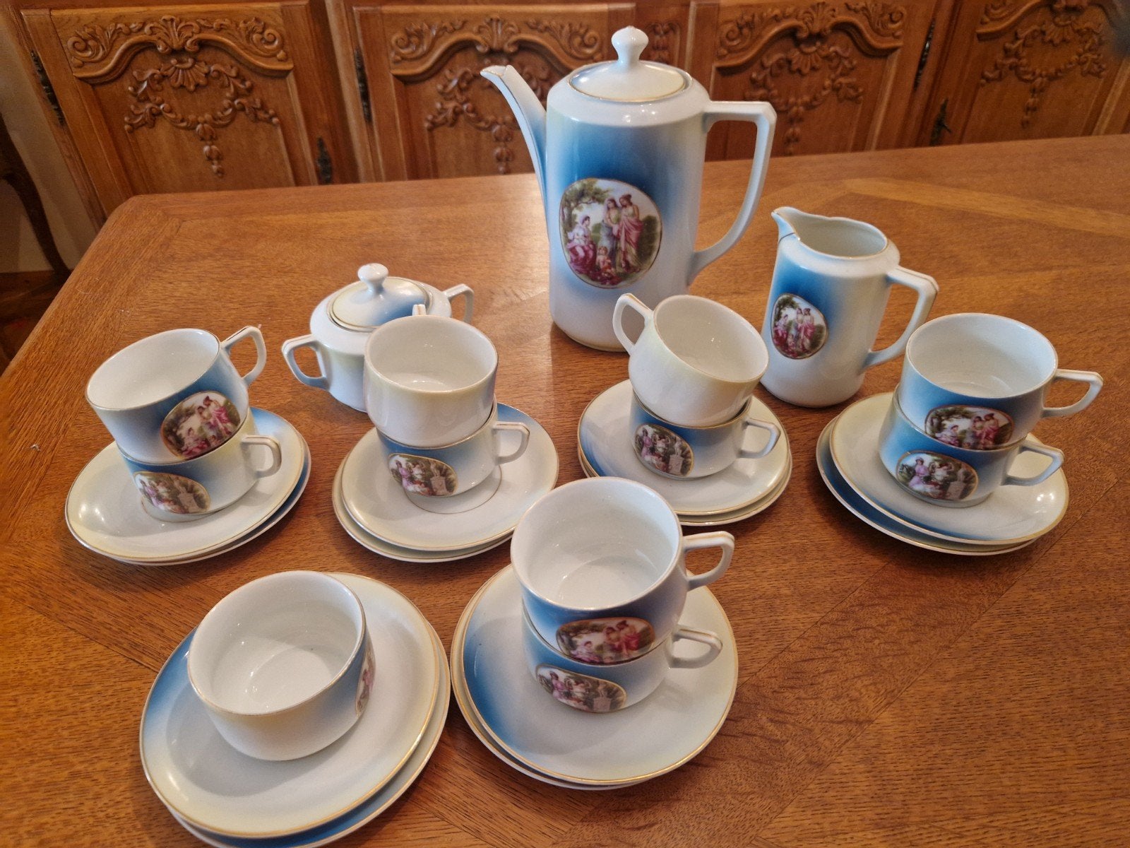 Vintage koffieset van fijn porselein, Antiek en Kunst, Ophalen