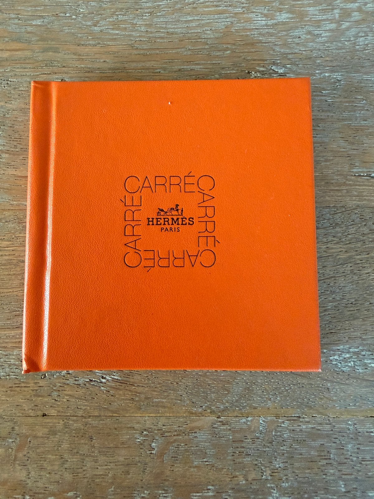Hermes le carre hardcover boekje, Verzamelen, Ophalen