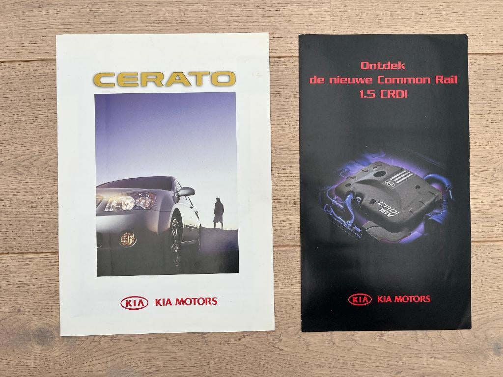 BROCHURES KIA CERATO, Enlèvement ou Envoi
