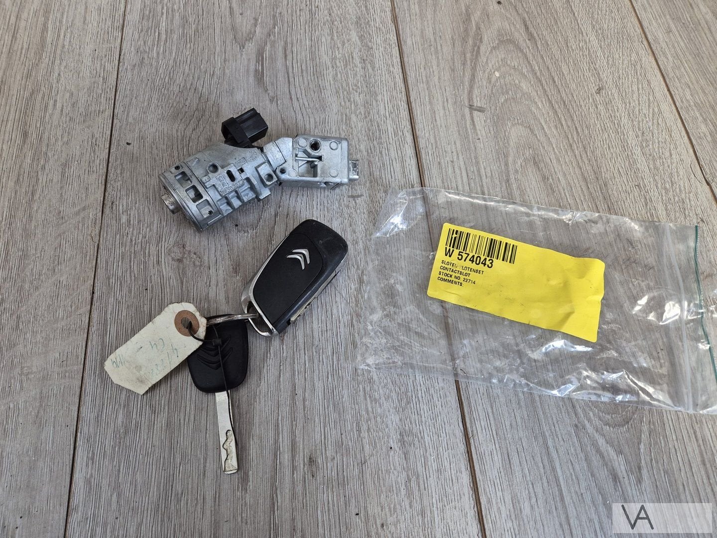 Citroen C4 2009 - 2017 contactslot met 2x sleutel set €30, Gebruikt, -, Ophalen of Verzenden, -