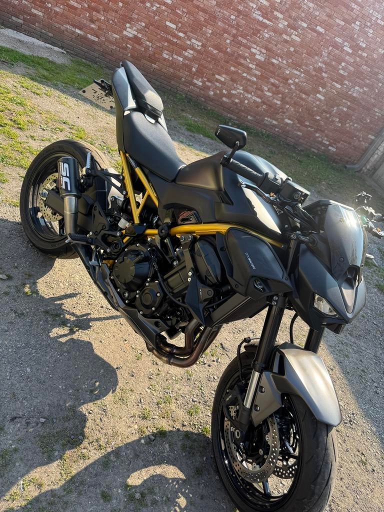 Kawasaki Z900 A2 (35 kW) – Nieuwstaat – Slechts 1056 km, Motoren, Motoren | Kawasaki, Sportuitlaat, 948 cc, Particulier, Minimaal motorrijbewijs A2