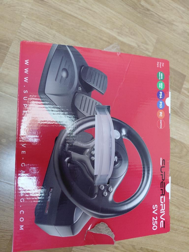 Volant avec pédales pour differentes console, Enlèvement, Comme neuf