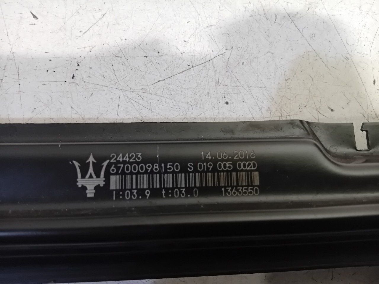 Raammechaniek elektrisch rechts voor Maserati Ghibli, Onderdelen@venauto.nl, Gebruikt, Ettenseweg 76, 4706 PB Roosendaal, The Netherlands