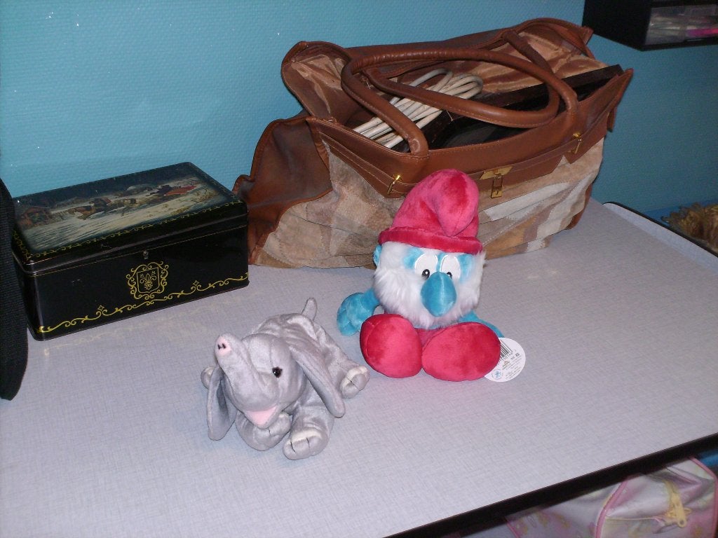 a vendre jouet peluche, Enfants & Bébés, Jouets | Peluches, Neuf, Enlèvement ou Envoi, Autres marques, Gris