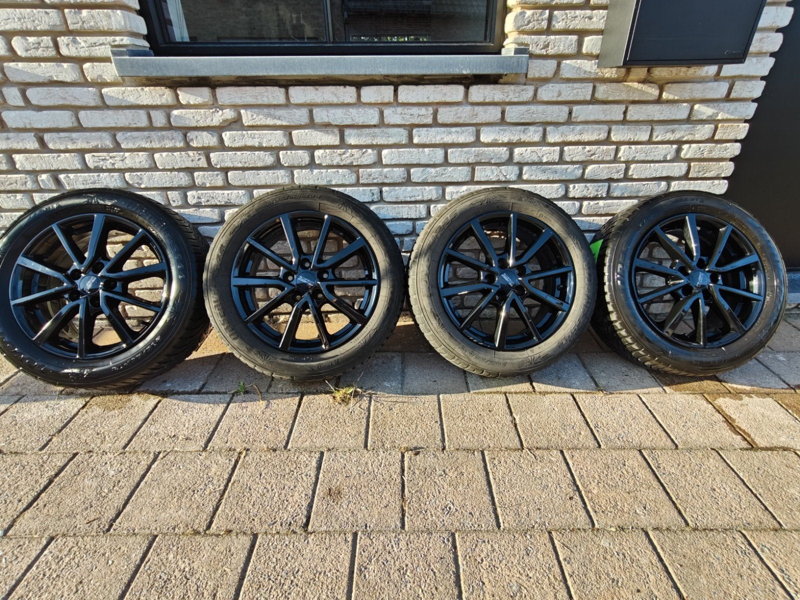 Anzio Wheels Kia Ceed, Auto-onderdelen, Banden en Velgen, Ophalen, Gebruikt, 16 inch, Band(en)