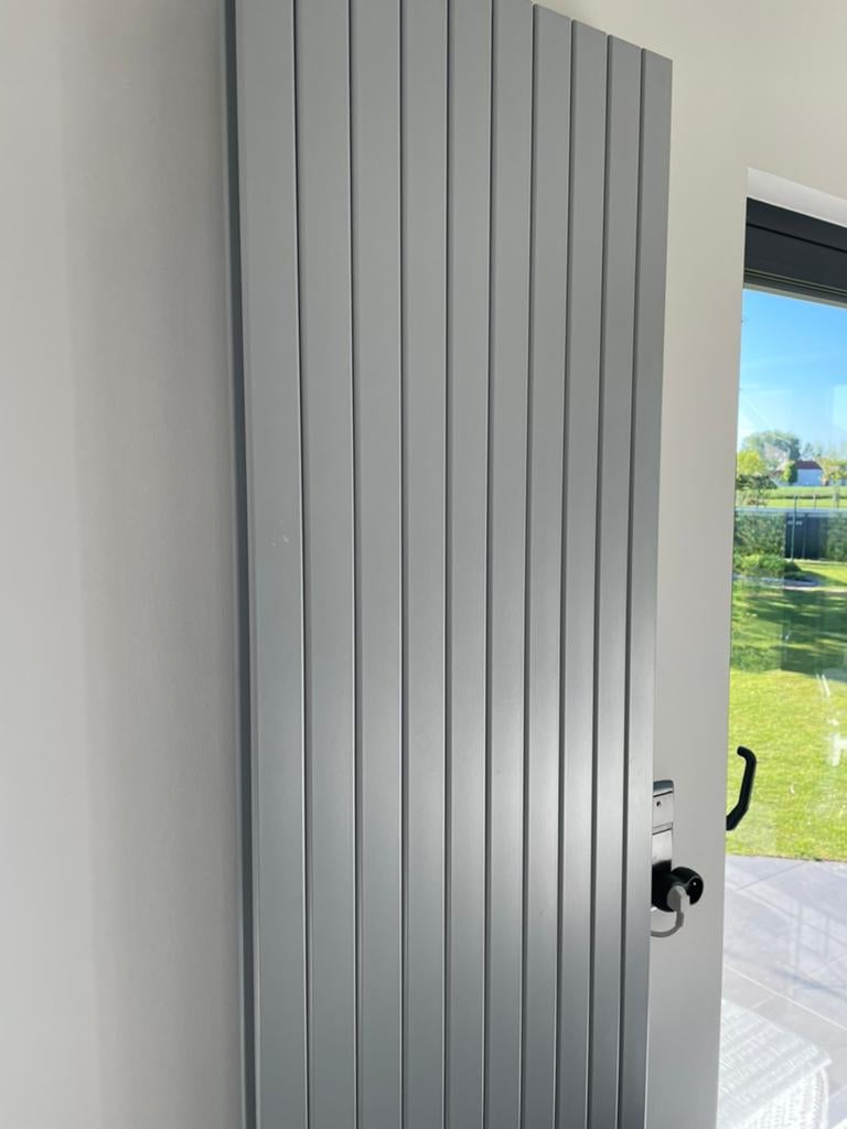 Radiator Thermic Ral 9006, Doe-het-zelf en Bouw, Ophalen, Zo goed als nieuw, Radiator