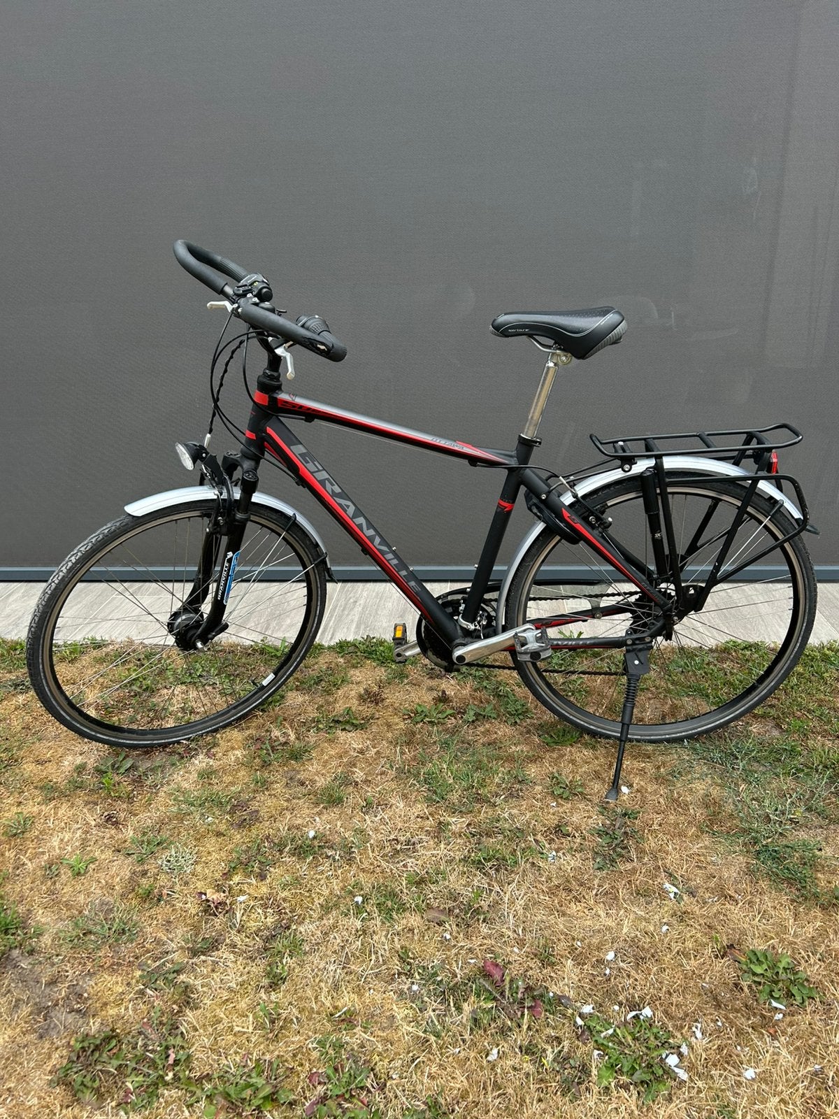 Degelijke jongensfiets Granville, Fietsen en Brommers, 28 inch, Gebruikt, Vering, Velgrem