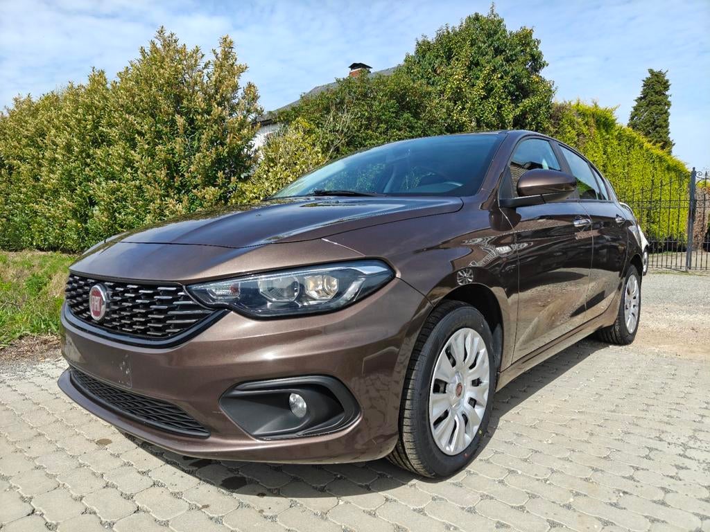 Fiat tipo 1.4i / 2017 / 140.000km / 1ste eig/ Veel opties, Auto's, Euro 6, 4 cilinders, Multifunctioneel stuurwiel, Bedrijf