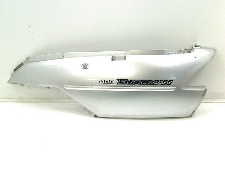 QUEUE DE CARENAGE GAUCHE AN 400 Burgman 2001-2002 (AN400), Dhr. S. di Majo, Utilisé, Info@cama-motorparts.nl, P.J. Troelstraweg 8 8
3144 CX  MAASSLUIS, NL