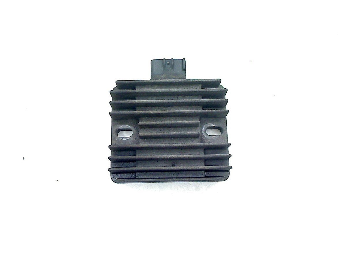 SPANNINGSREGELAAR Z 1000 2010-2013 (Z1000 ZR1000D-E), Dhr. S. di Majo, Gebruikt, Info@cama-motorparts.nl, P.J. Troelstraweg 8 8
3144 CX  MAASSLUIS, NL