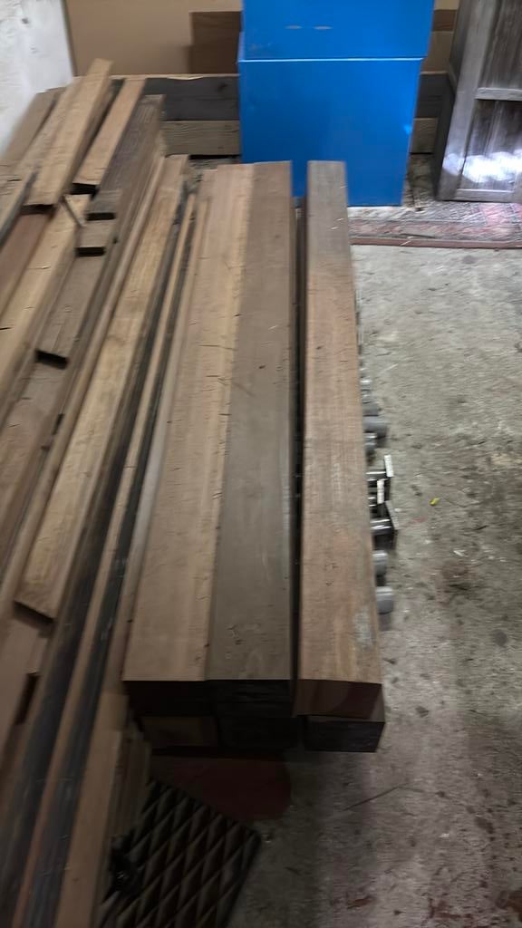 Hard houten balken, Ophalen, Zo goed als nieuw, Balken