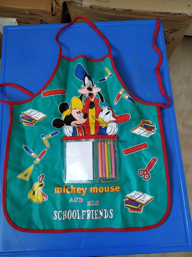 knutsel schort disney mickey mouse splinternieuw, Ophalen of Verzenden, Nieuw