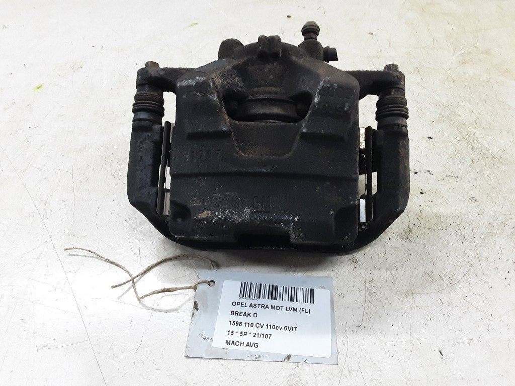 REMKLAUW LINKS VOOR Astra J Sports Tourer (PD8 / PE8 / PF8), Gebruikt, Opel, Opel Automobile GmbH, Kontakt-opel@opel.com